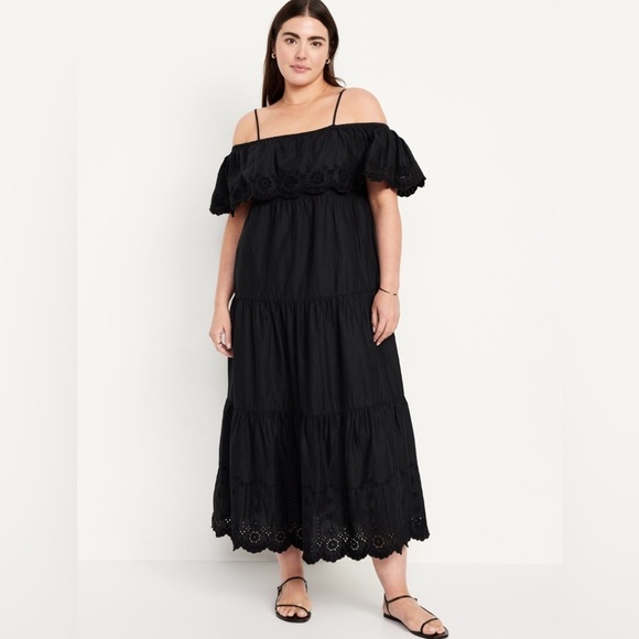NWT! Black Cold Shoulder Maxi Swing Dress - Multiple Sizes 💜 - Picture 3 of 5